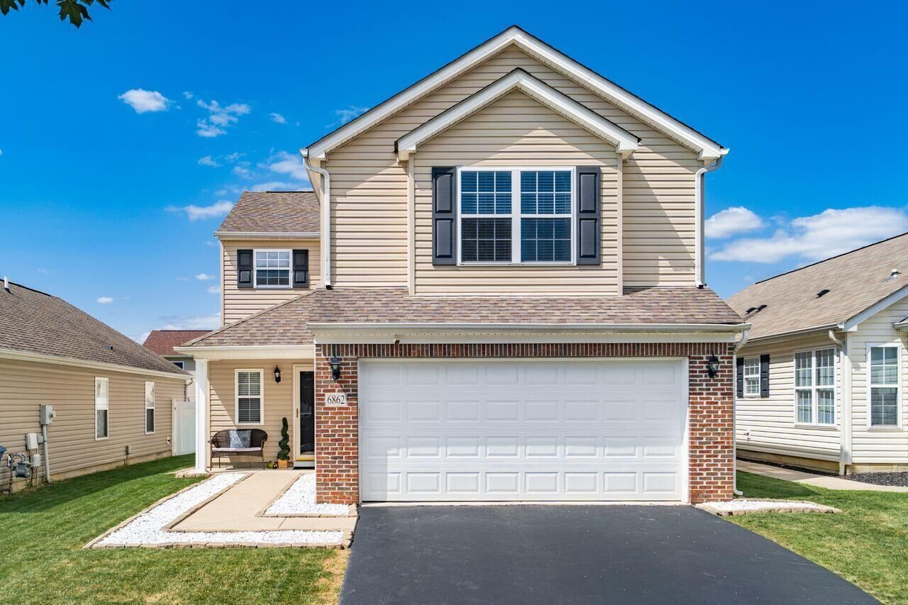 Property Photo:  6862 Riding Trail Drive  OH 43110 