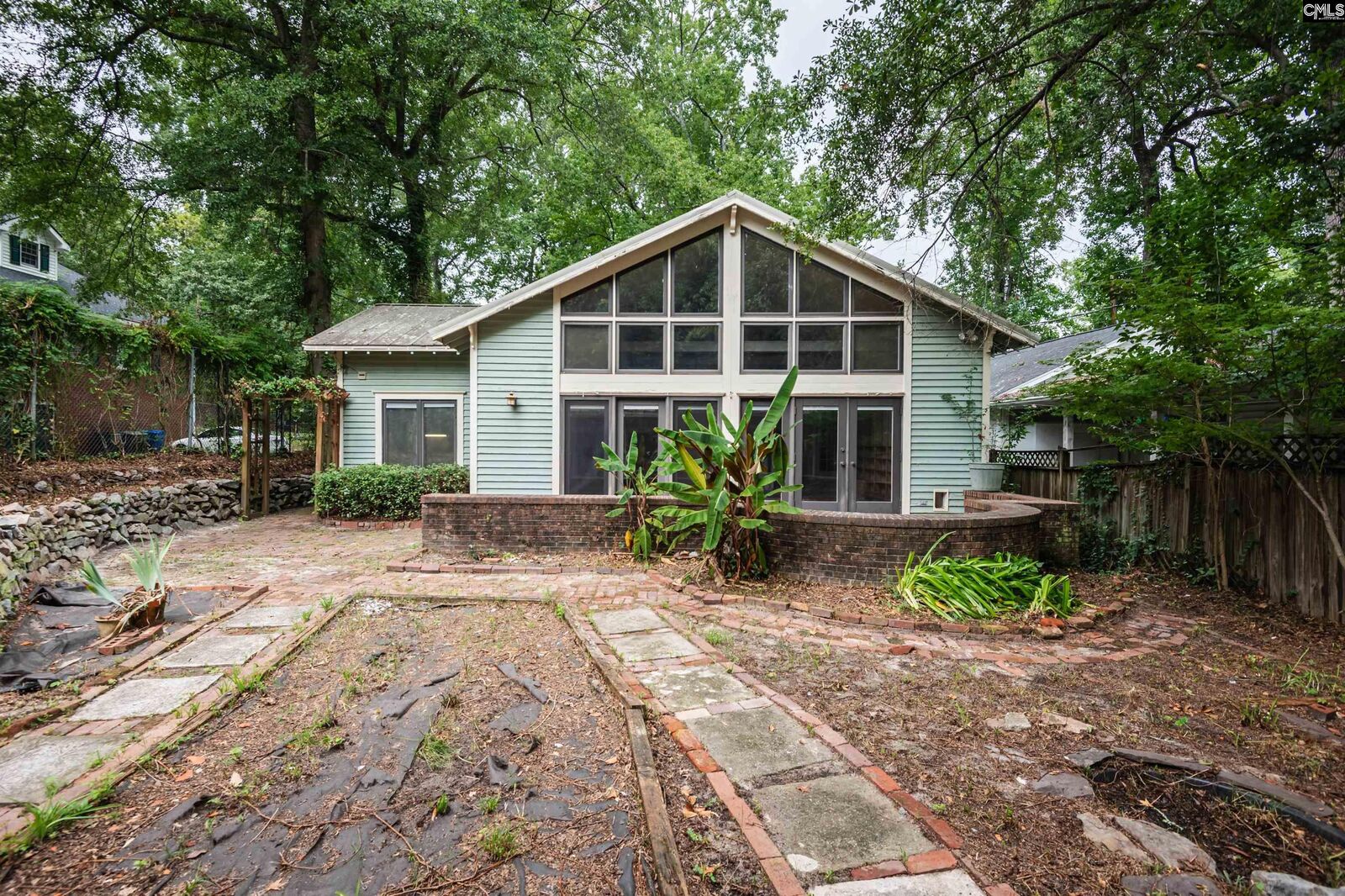 Property Photo:  528 Queen  SC 29205 