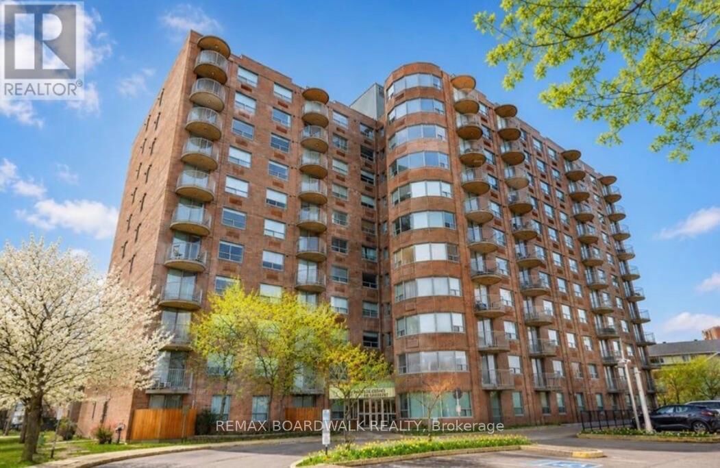 Property Photo: 1440 Heron Road 1103 ON K1V 0X2