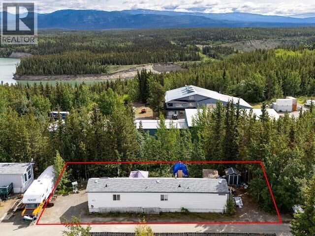 Property Photo:  411-989 Range Road  YT Y1A 6K1 