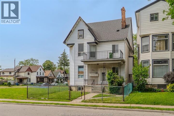 Property Photo:  533 Church Street  ON N9A 4T2 