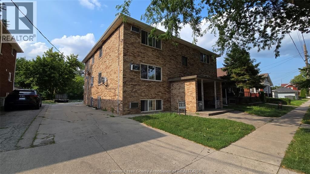Property Photo: 3254 Millen Street Unit 1 ON N9C 1S9