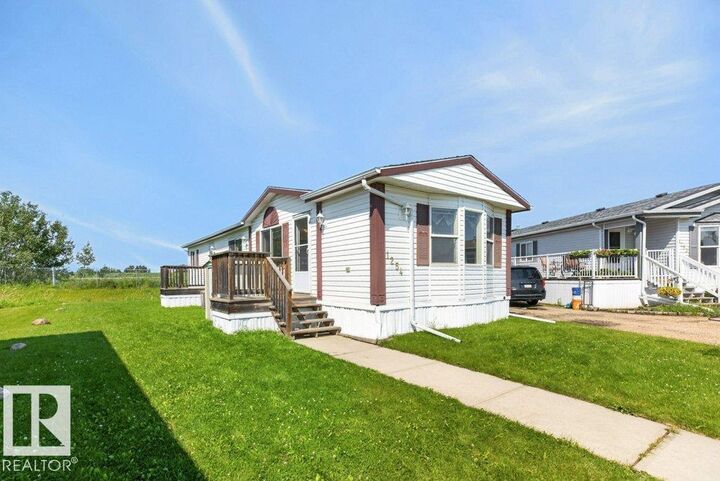 Property Photo: 53222 Range Road 272 1254 AB T7X 4K4