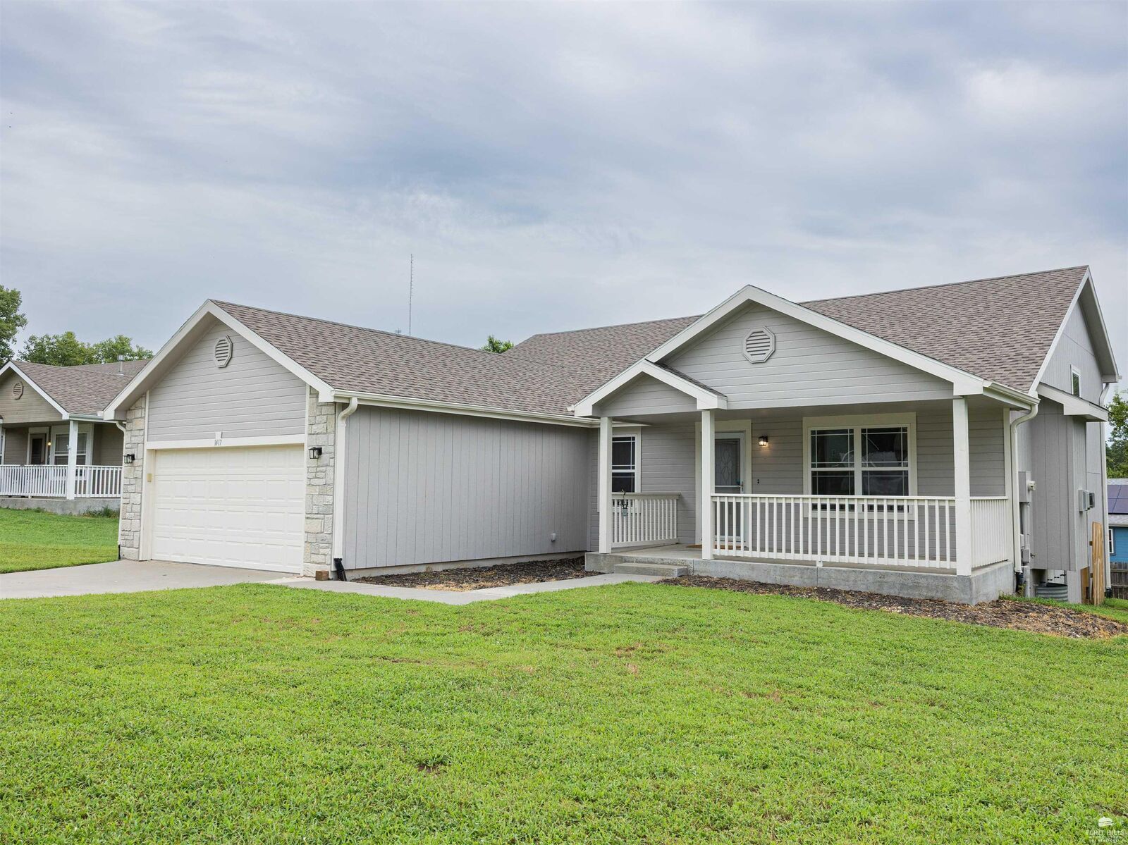 Property Photo: 1417 Spring Hill Drive KS 66441
