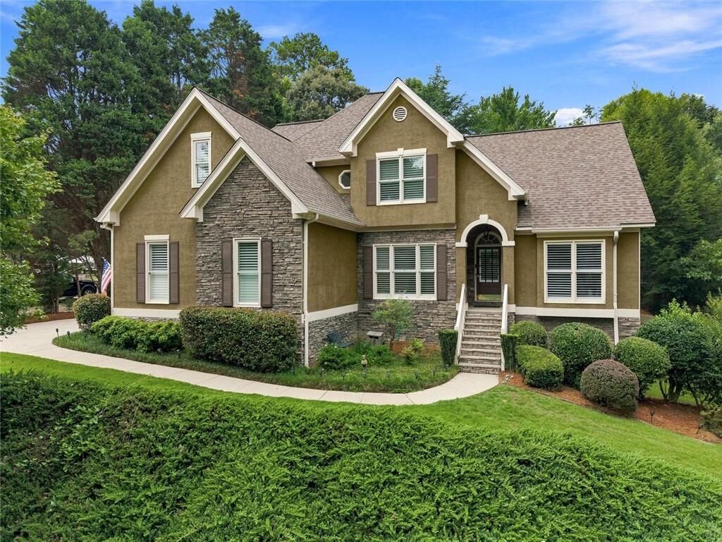 Property Photo:  2045 Southers Circle  GA 30024 