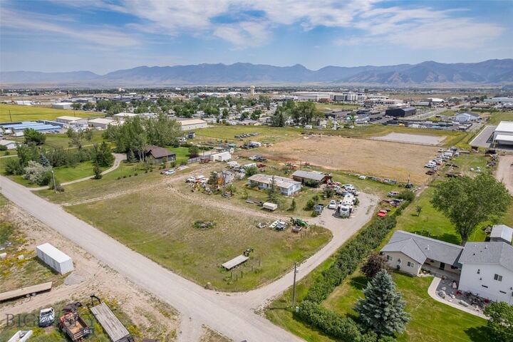 Property Photo:  2250 Oro Lane.  MT 59714 