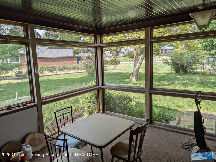 Property Photo:  2112 Cumberland Road  MI 48906 