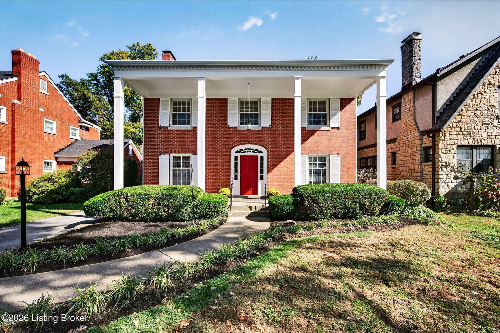 Property Photo: 2325 Broadmeade Rd 1 KY 40205