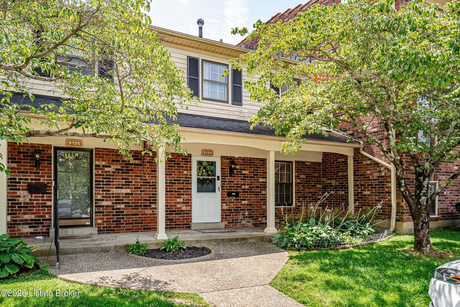 Property Photo:  8134 Lake Terrace  KY 40222 