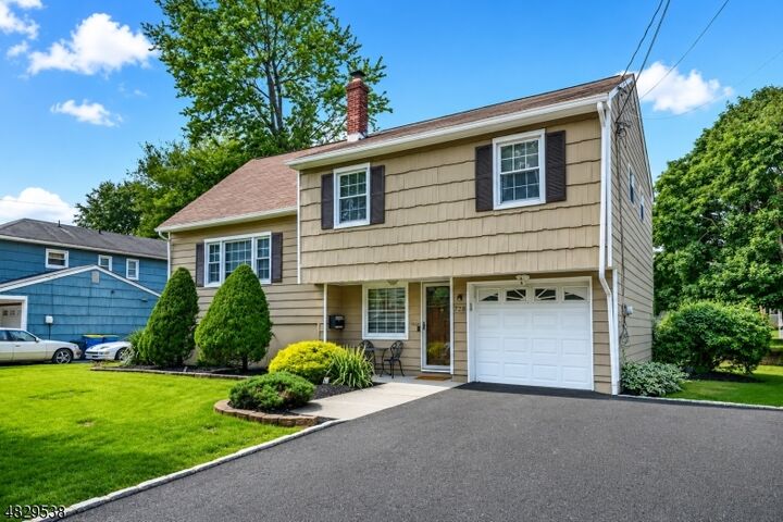 Property Photo: 728 Taft Ave NJ 07063