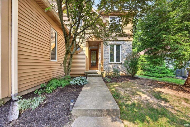 Property Photo: 1048 E Chris Lane IN 47401