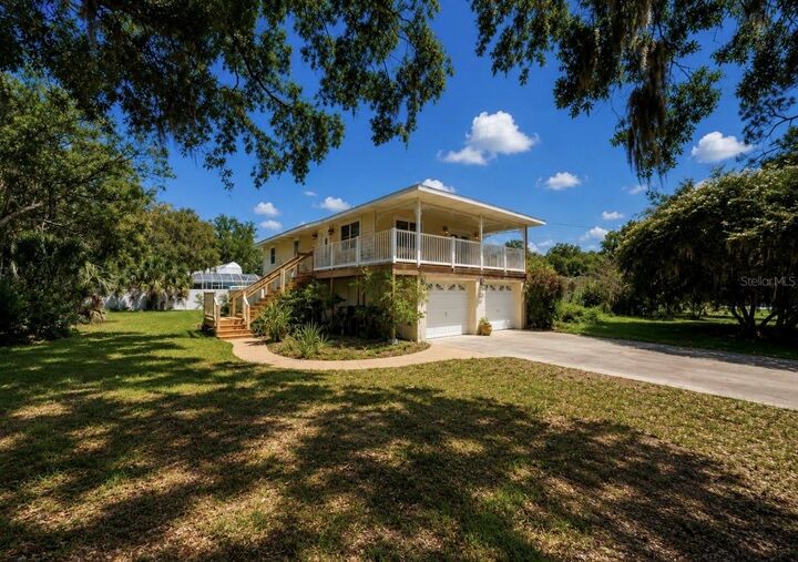 Property Photo:  8017 Mays Avenue  FL 33578 