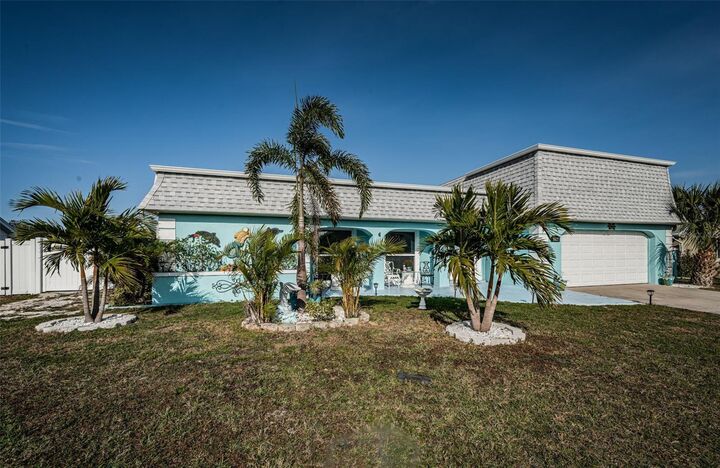Property Photo: 3627 Grayton Drive FL 34652
