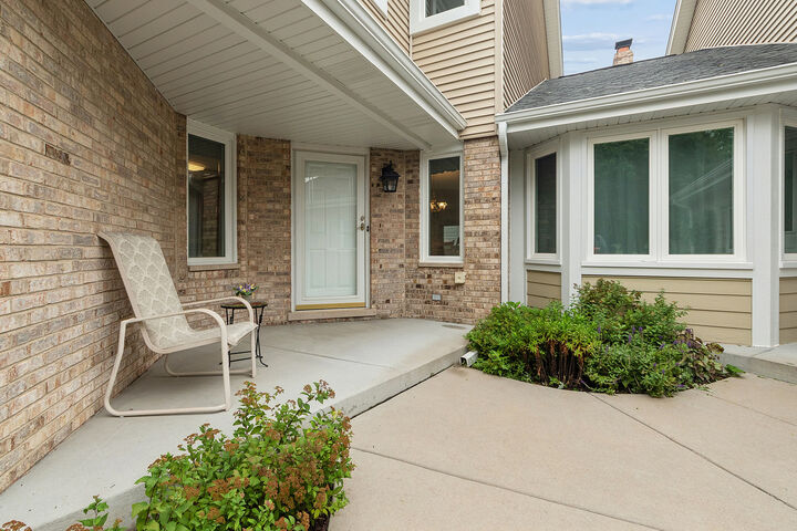 Property Photo: 11354 Lakebrook Court IL 60467