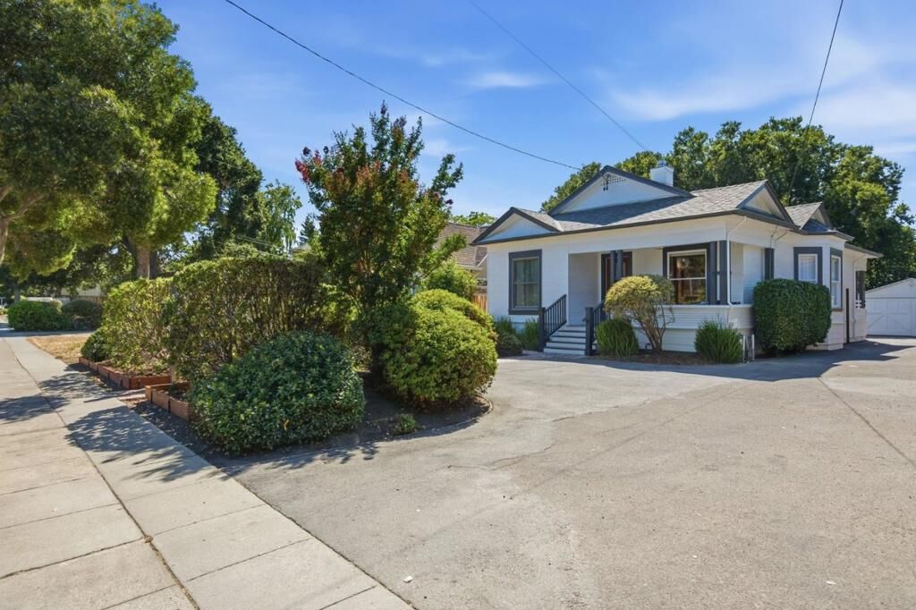 Property Photo:  175 N Sunnyvale Avenue  CA 94086 