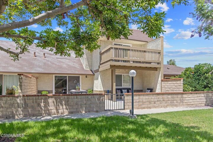 Property Photo:  477 Baja Court  CA 93010 