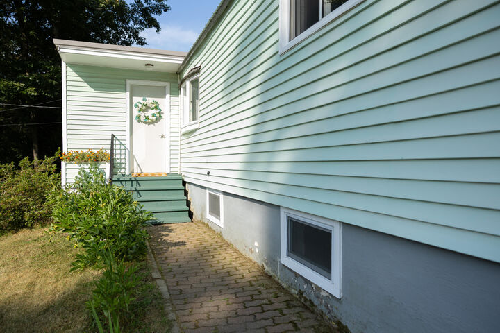 Property Photo: 132 Apple Road ME 04240