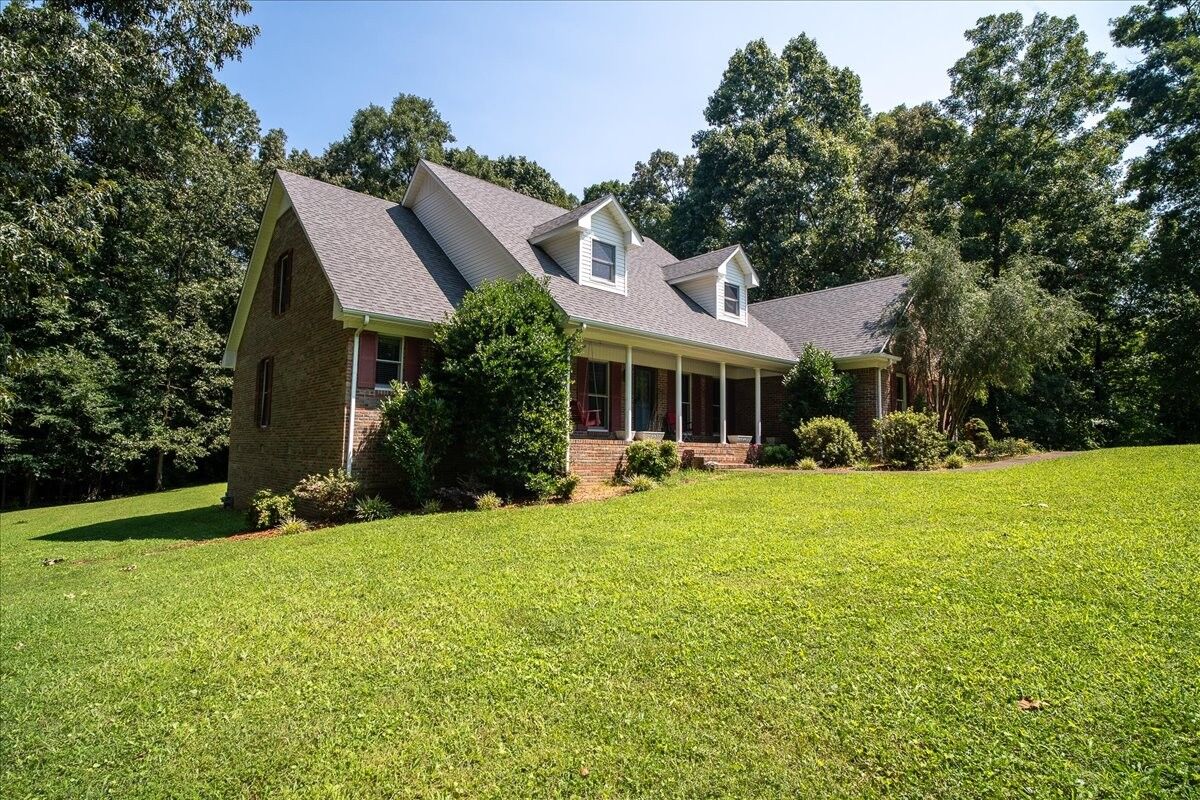 Property Photo:  11 Ashley Ct  TN 38464 
