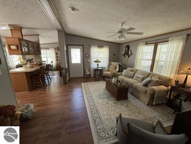 Property Photo:  1650 Goldenrod  MI 48609 