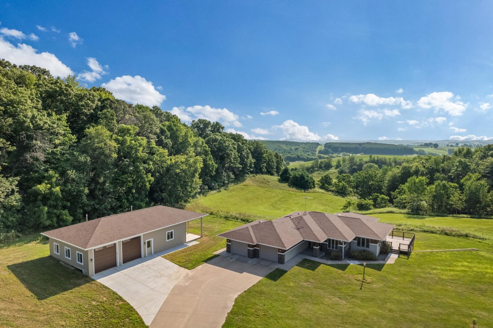 Property Photo: W13878 Shepherd Road WI 54758