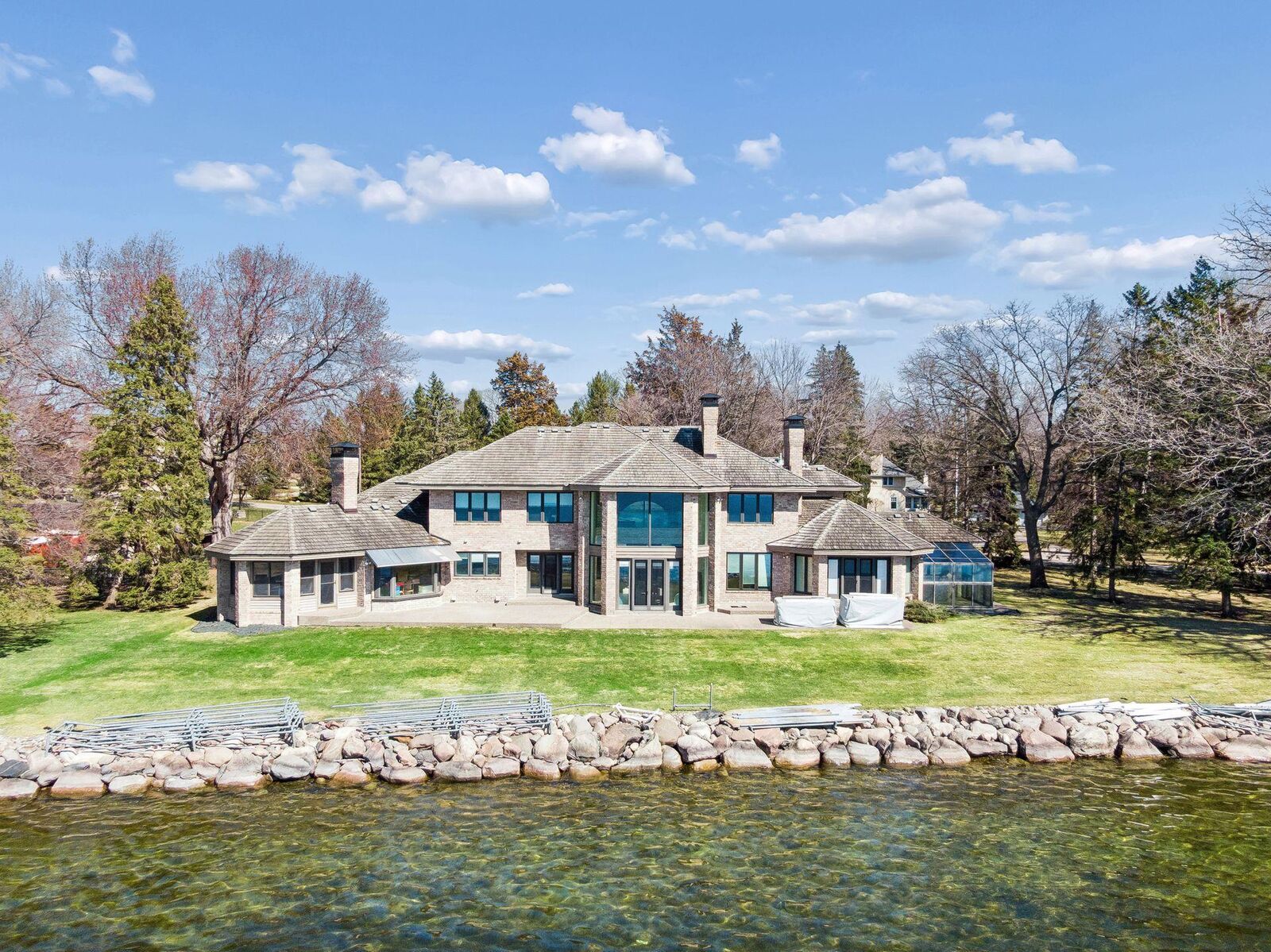 Property Photo:  5360 Howards Point Road  MN 55331 