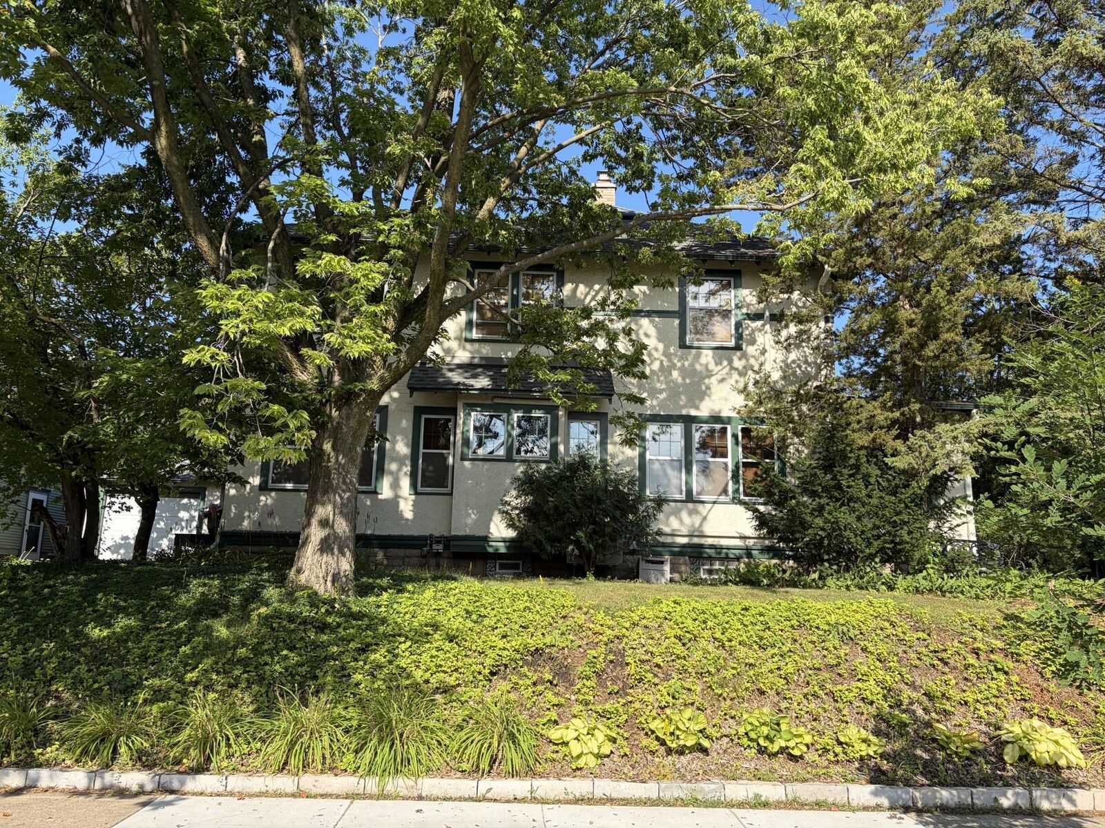 Property Photo: 3001 W 47th Street MN 55410
