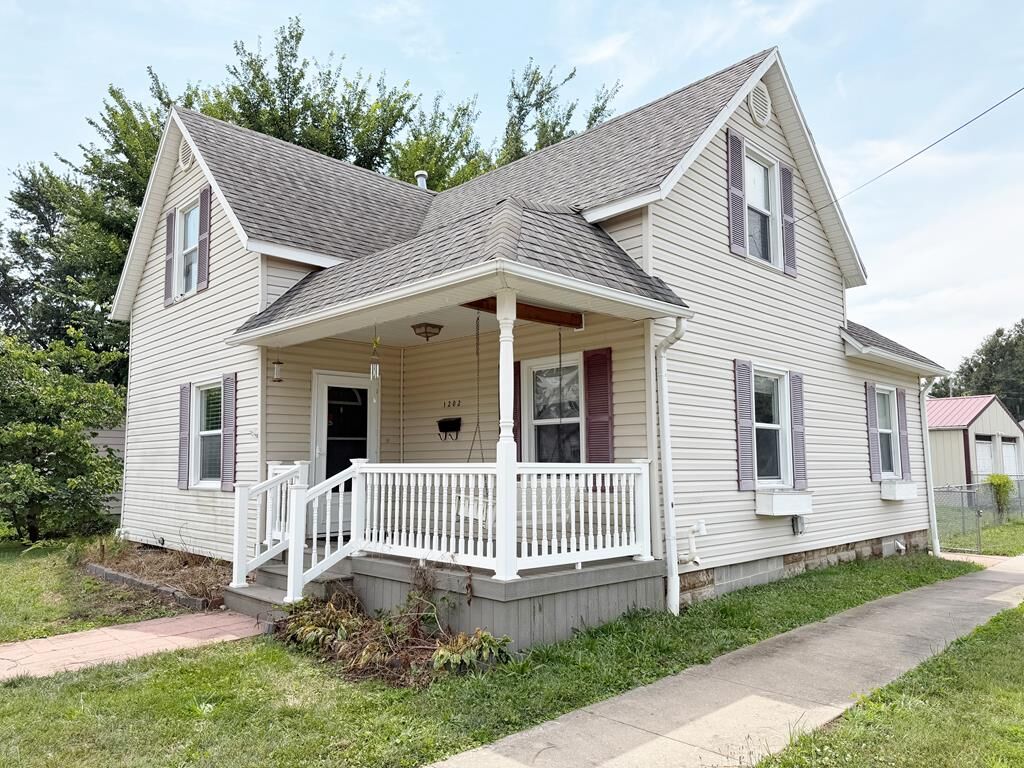 Property Photo:  1202 S Baird Street  MO 63501 