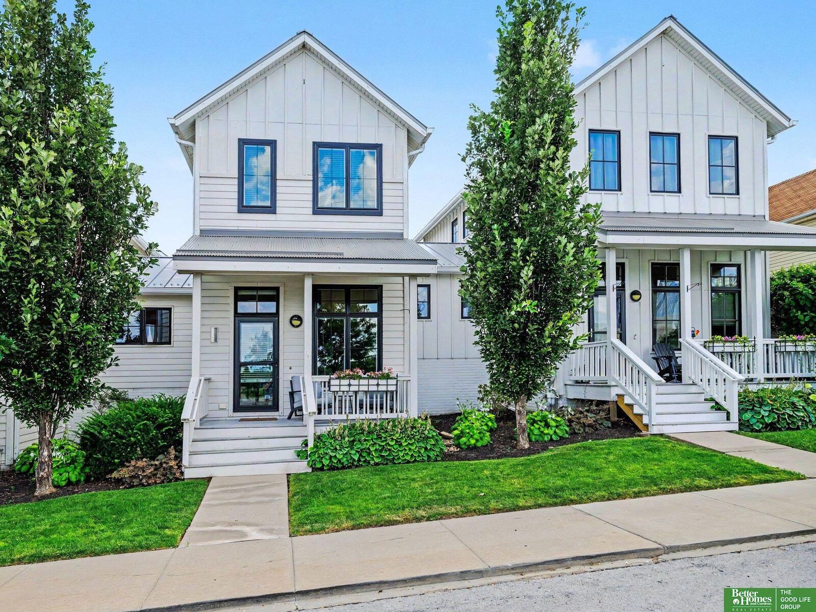 Property Photo:  717 Pacific Street  NE 68108 
