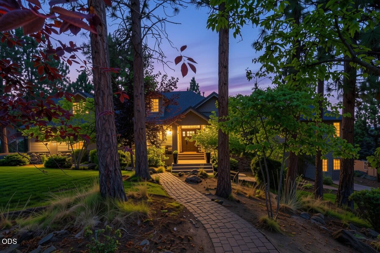 Property Photo: 1804 NW Remarkable Drive OR 97703