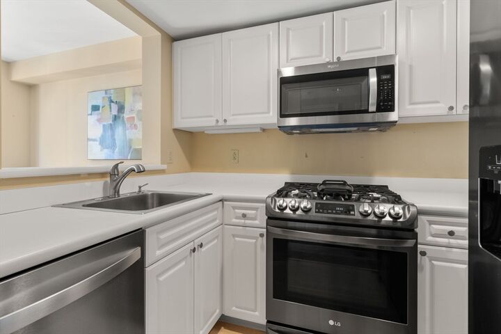Property Photo: 1 Nassau St 1002 MA 02111
