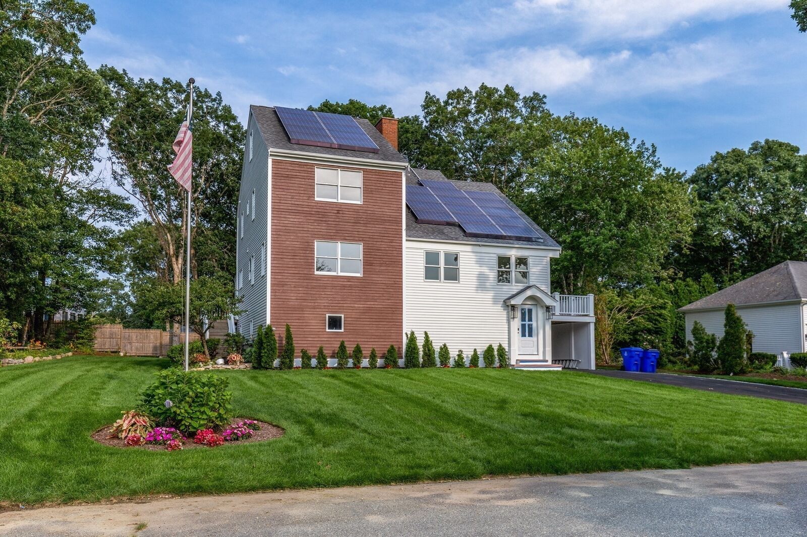 Property Photo:  43 Seabreeze Dr  MA 02532 