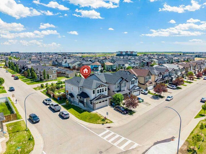 Property Photo: 126 Skyview Ranch Street NE AB T3N 0G4