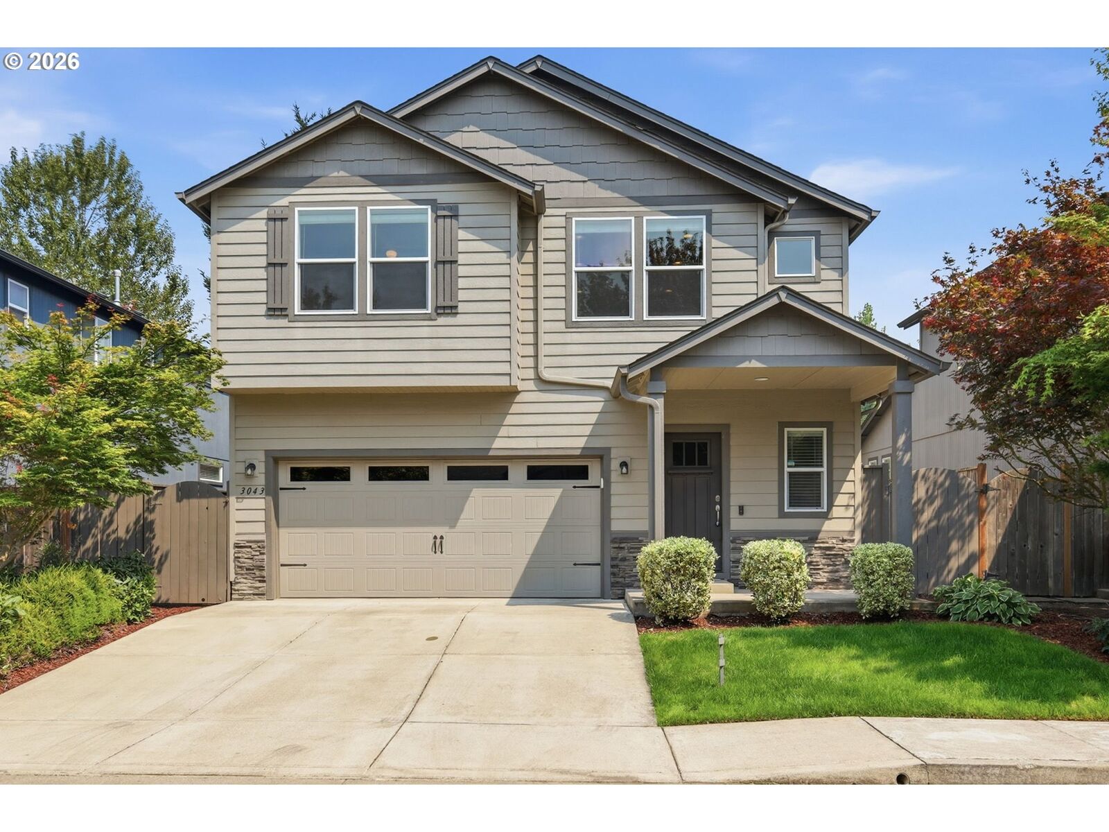 Property Photo: 3043 Guadalupe Way OR 97408