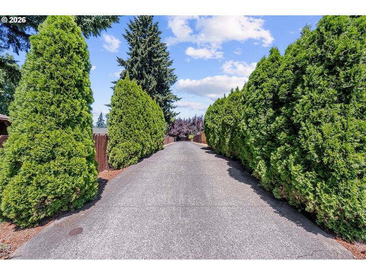 Property Photo:  10110 NE 75th Way  WA 98662 