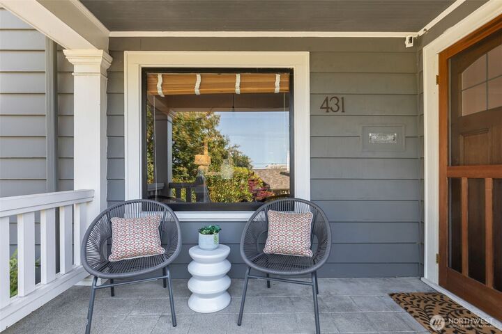 Property Photo: 431 Smith Street WA 98109