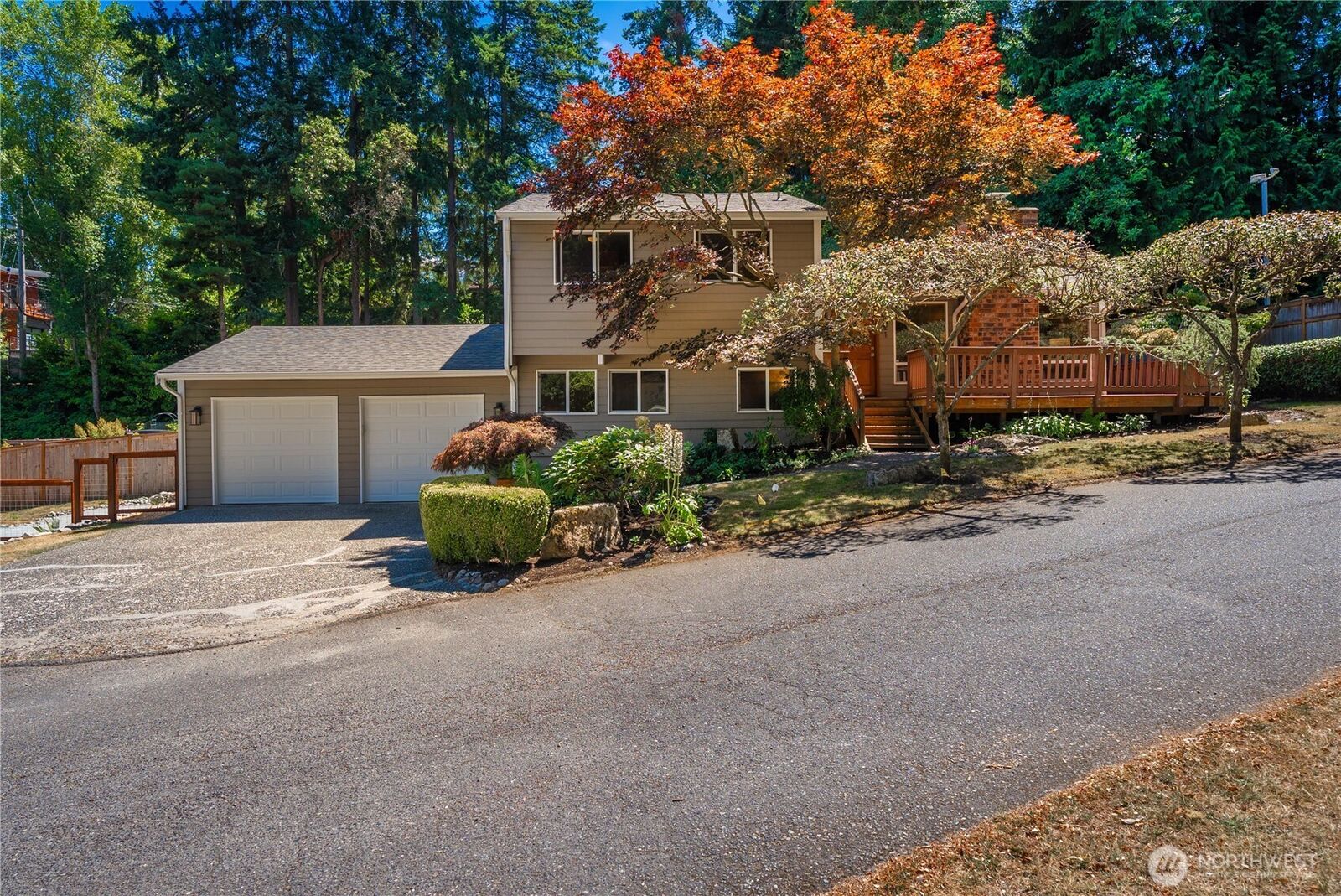 Property Photo:  2421 NE 180th Street  WA 98155 