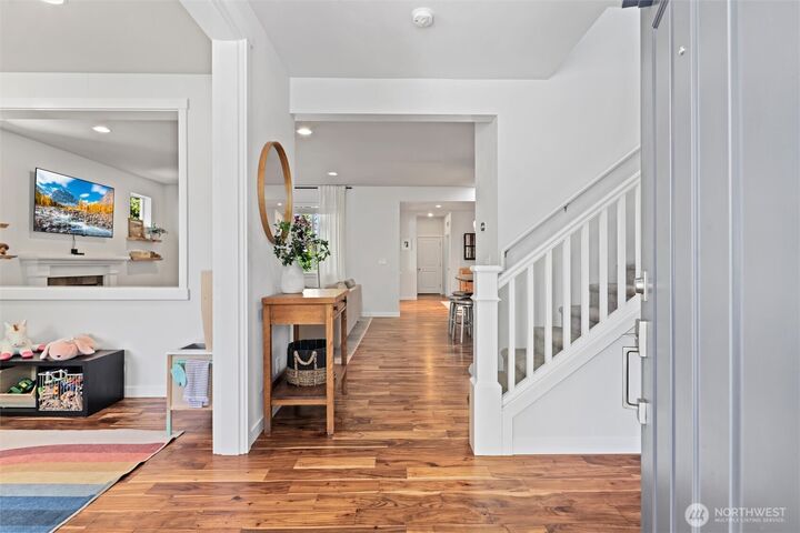 Property Photo:  9306  Nye Avenue SE  WA 98065 