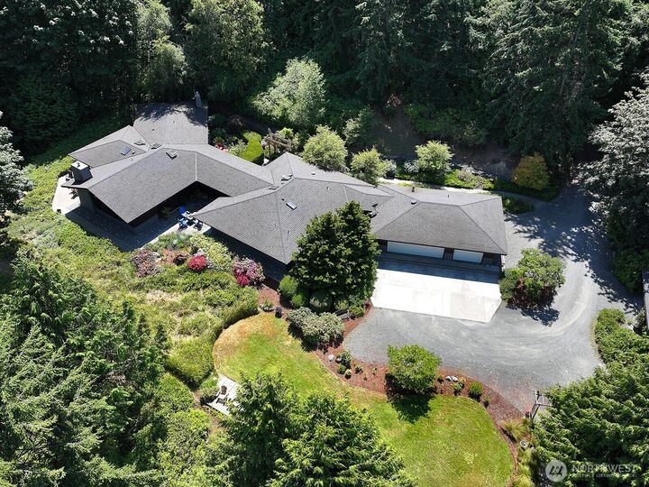 Property Photo: 3679 Saratoga Road WA 98260