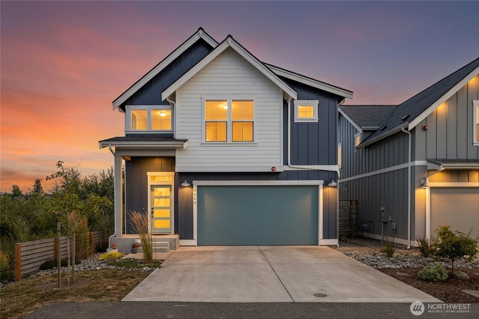Property Photo:  4844  Northview Court  WA 98226 