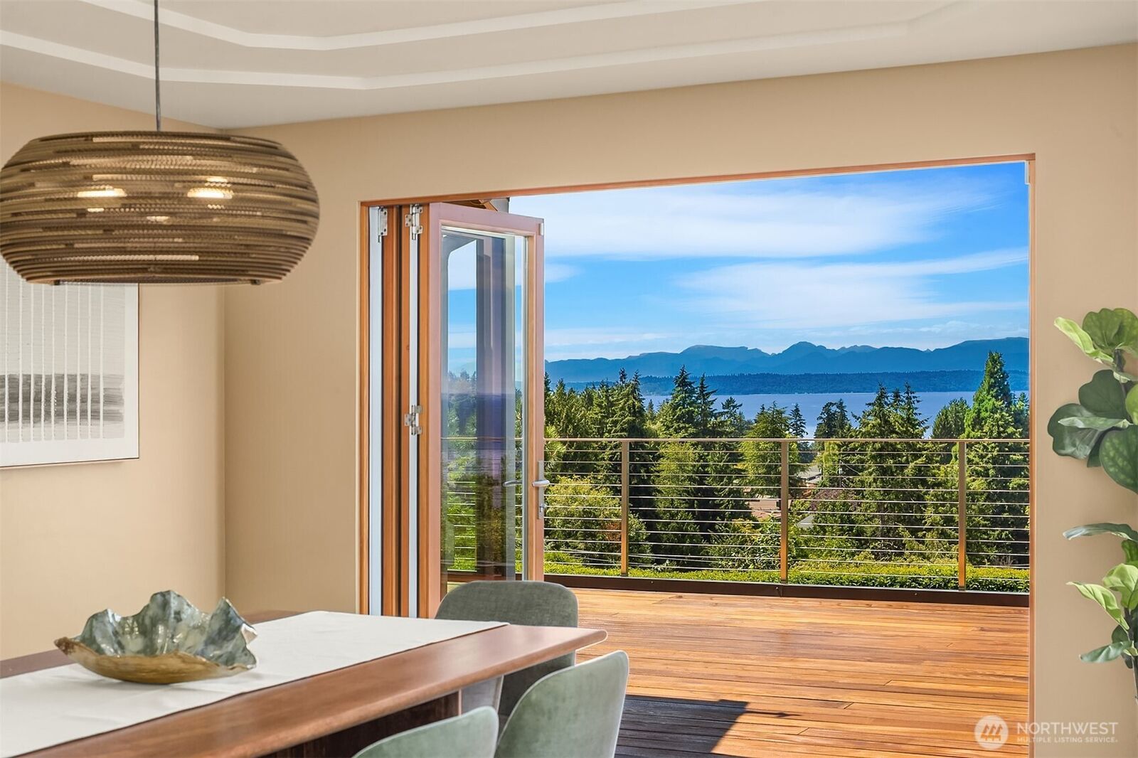 Property Photo:  17020  74th Avenue W  WA 98026 
