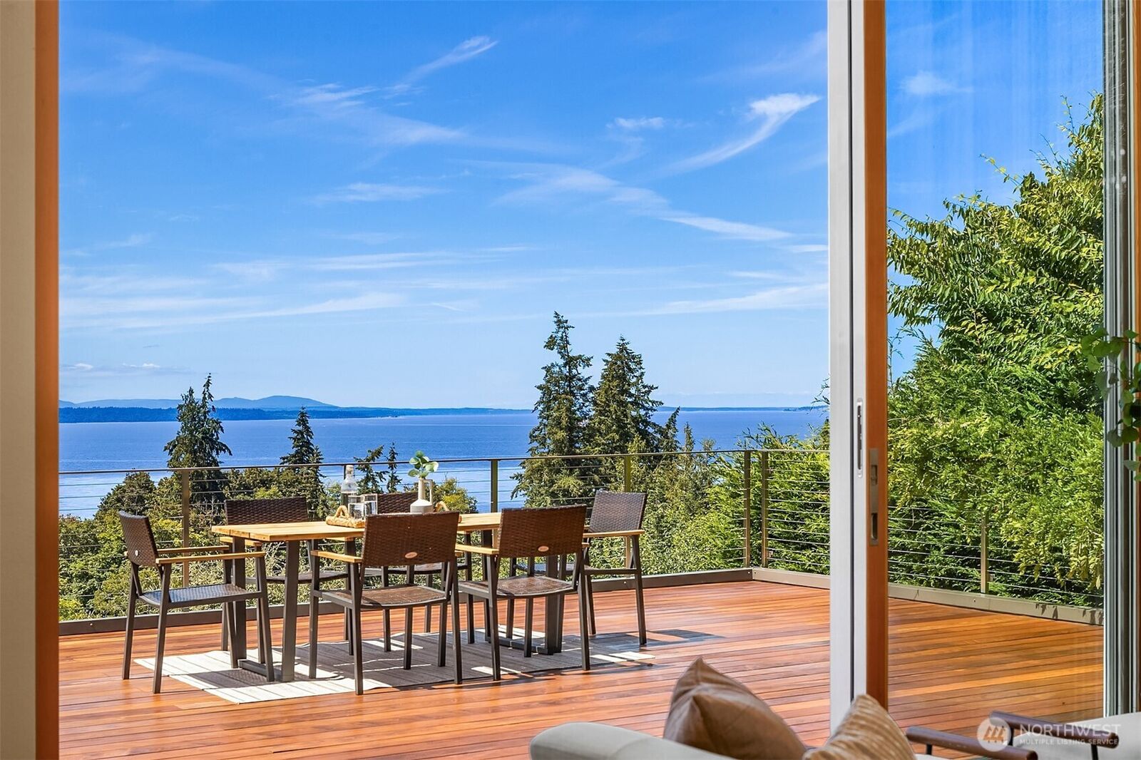 Property Photo:  17020  74th Avenue W  WA 98026 