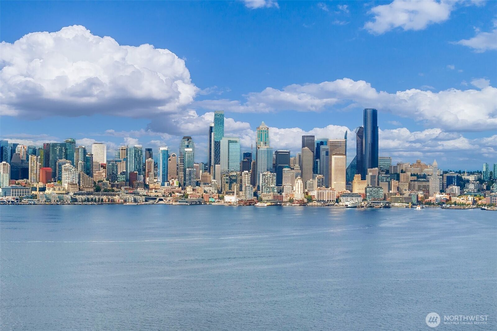 Property Photo:  1221  Harbor Avenue SW 402-3  WA 98116 