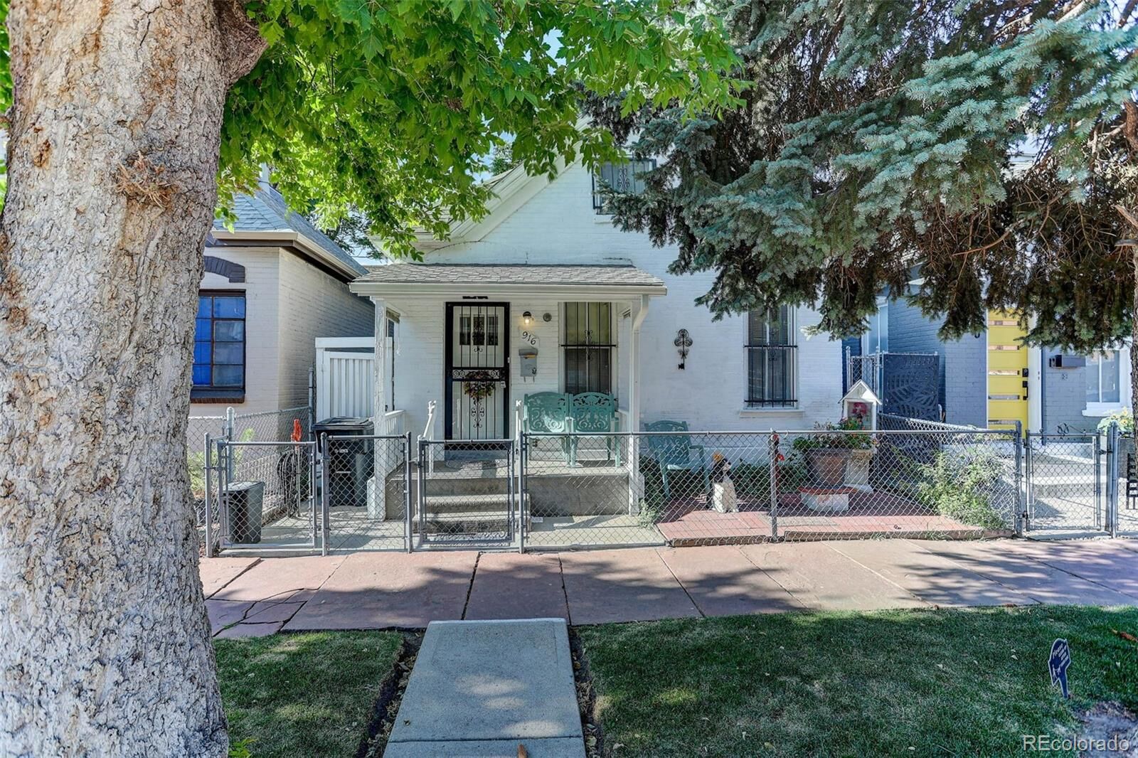 Property Photo: 916 W 9th Avenue CO 80204