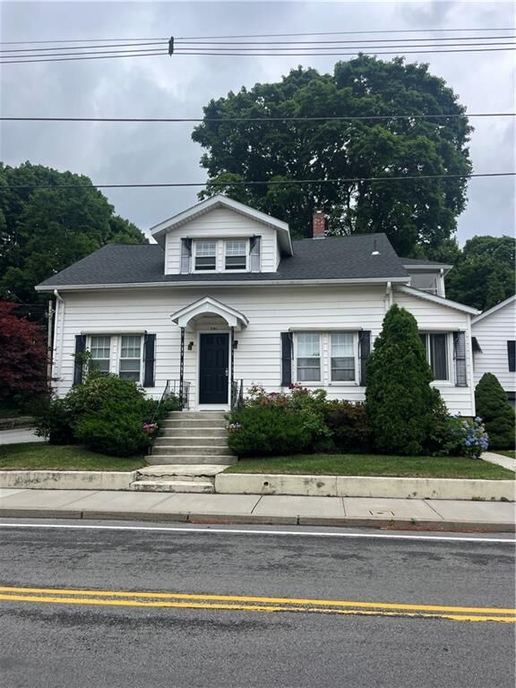 Property Photo:  581 Woonasquatucket Avenue 2  RI 02911 
