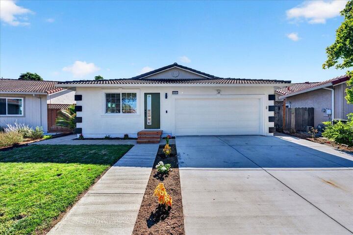 Property Photo: 6084 Amador Place CA 94560