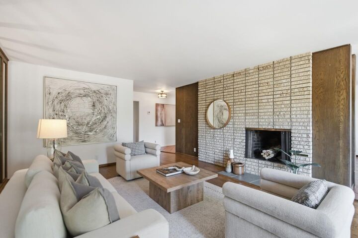 Property Photo: 13 Del Rey Court CA 94070