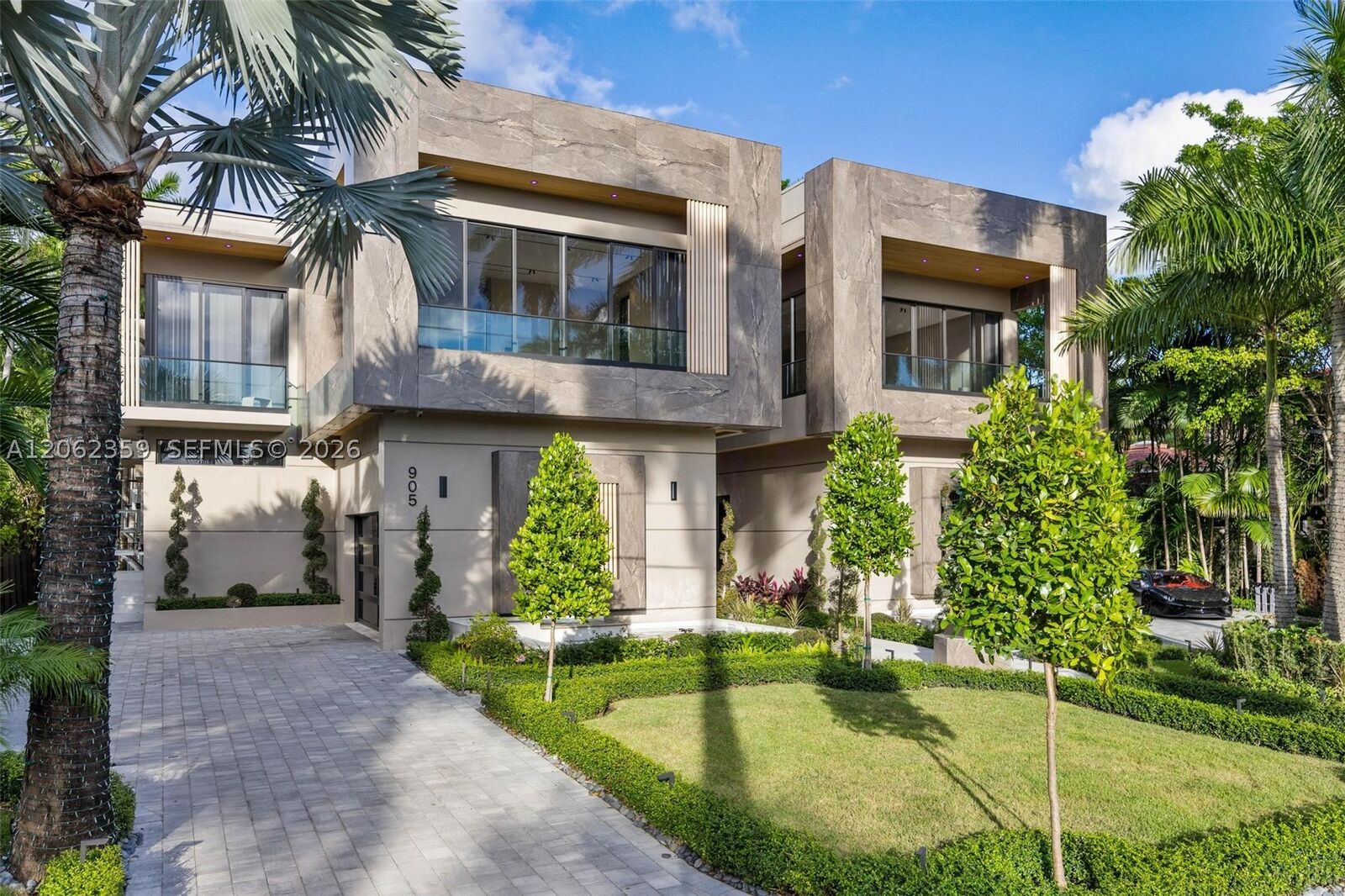Property Photo: 905 Belle Meade Island Dr FL 33138