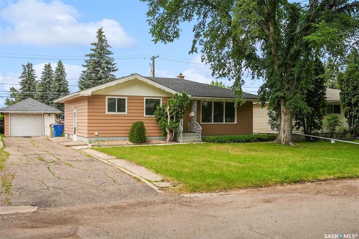 Property Photo: 96 Marsh Crescent SK S4S 5R6