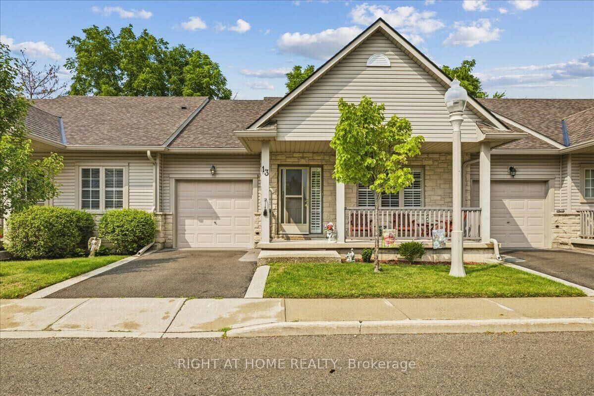 Property Photo: 34 Southbrook Drive 13 ON L0R 1C0