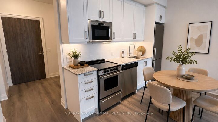 Property Photo: 10 Gatineau Drive 913 ON L4J 0L2